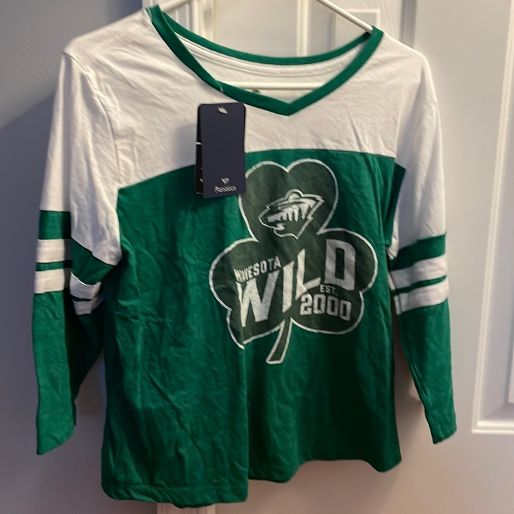 MN Wild cloverleaf long sleeve t shirt NWT size L
